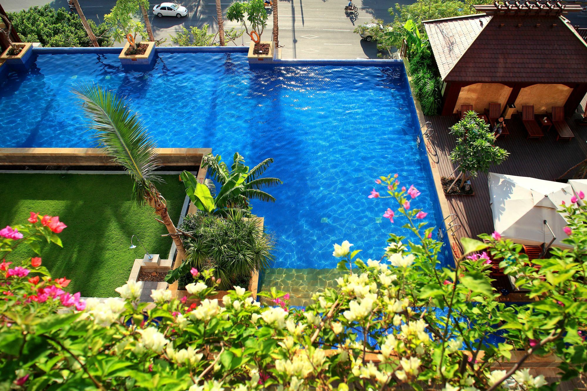 Four Seasons Ocean Courtyard Hotel Санья Екстер'єр фото