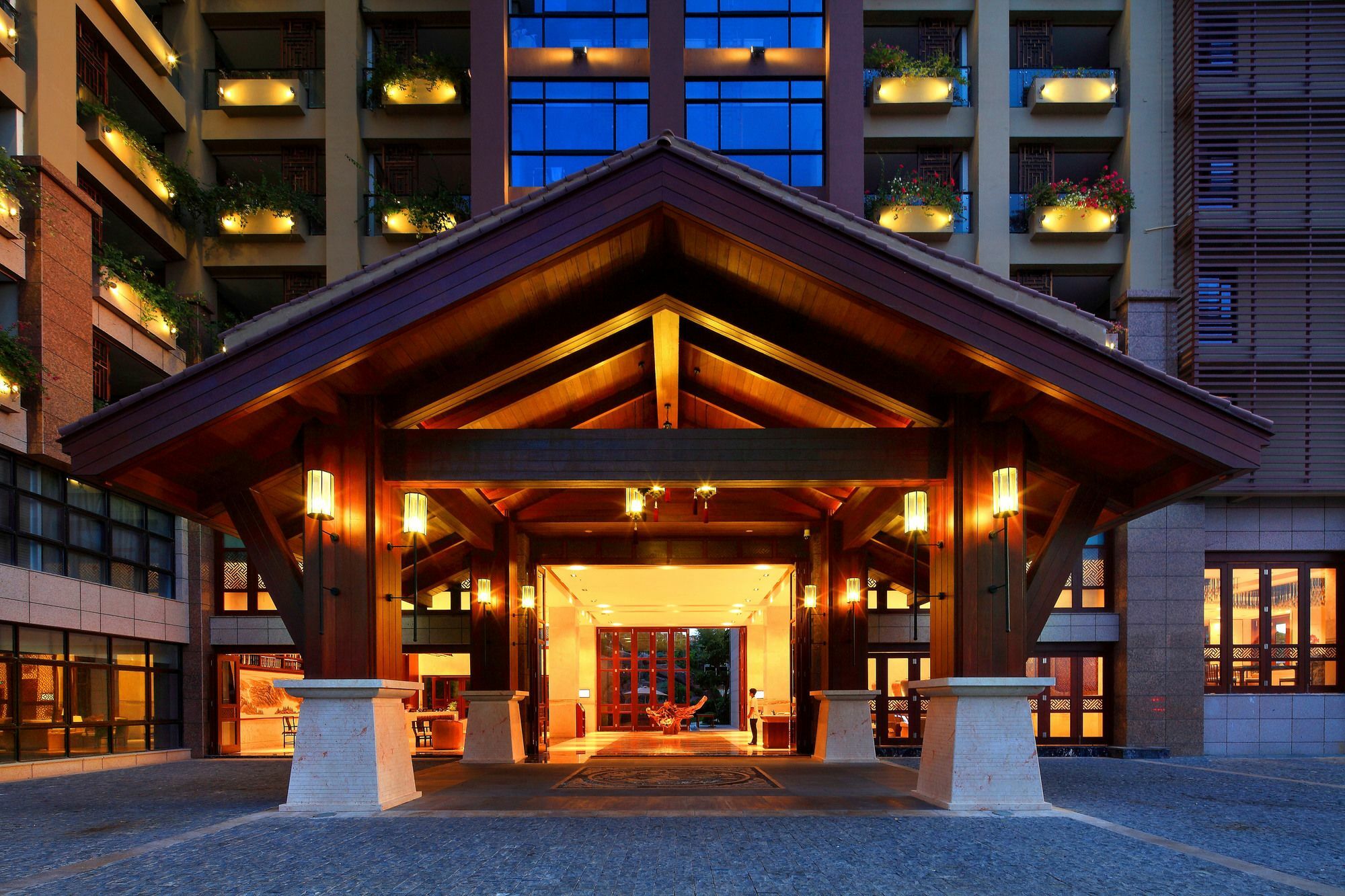 Four Seasons Ocean Courtyard Hotel Санья Екстер'єр фото
